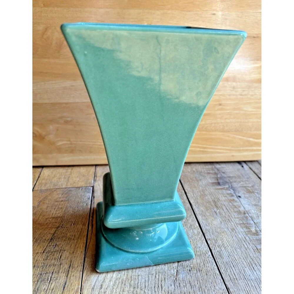 Vtg Haeger Flower Vase 9 1/4”  Dark Green Art Deco Pottery Geometric Design